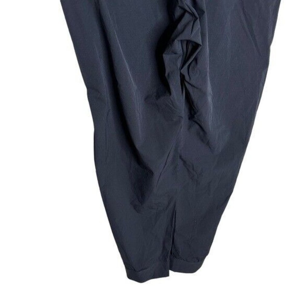Nike Bliss Luxe Women's Slim Fit Training Pants Joggers BlackCV5848-010 Small - Picture 7 of 12